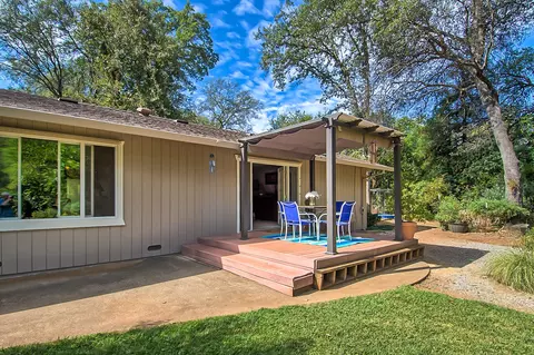 8471 Ranchette Dr, Redding, CA 96001 photo 19