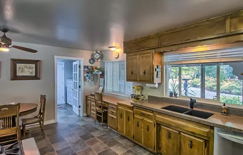 8471 Ranchette Dr, Redding, CA 96001 photo 14
