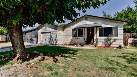 3957 Mercury Dr, Redding, CA 96002 photo 2