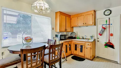 3957 Mercury Dr, Redding, CA 96002 photo 9