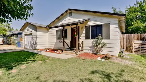 3957 Mercury Dr, Redding, CA 96002 photo 1