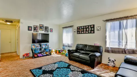 3957 Mercury Dr, Redding, CA 96002 photo 6