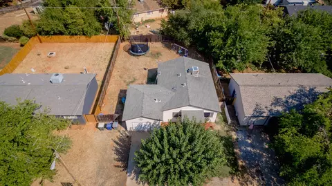 3957 Mercury Dr, Redding, CA 96002 photo 4