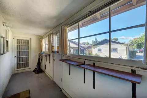 1746 Garden Ave, Redding, CA 96001 photo 11