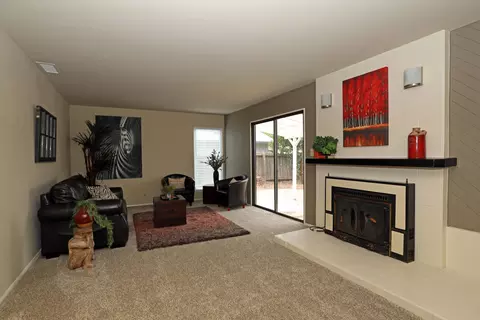 2365 Jonquil Way, Redding, CA 96002 photo 2