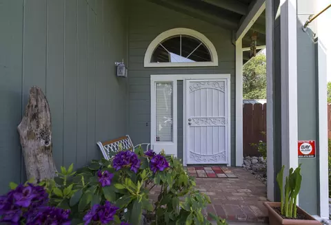 3328 Oak Haven Ct, Redding, CA 96002 photo 2