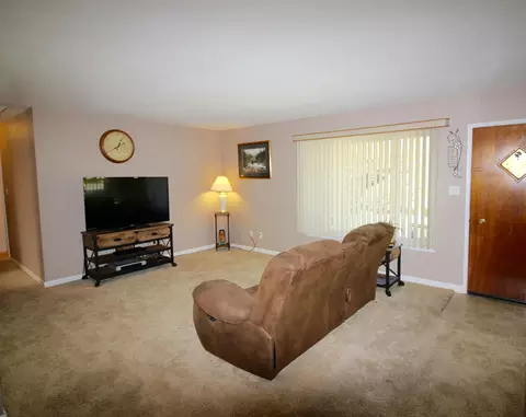2256 Washington Ave, Redding, CA 96001 photo 4
