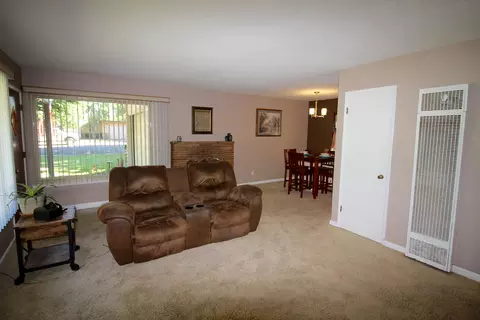 2256 Washington Ave, Redding, CA 96001 photo 5