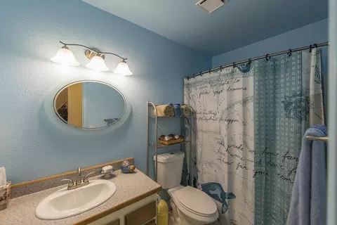 3342 Auburn Dr, Redding, CA 96001 photo 14