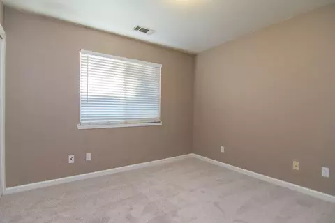 984 Montcrest Dr, Redding, CA 96003 photo 14