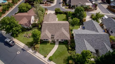127 Franciscan Trl, Redding, CA 96003 photo 2