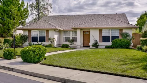 127 Franciscan Trl, Redding, CA 96003 photo 1
