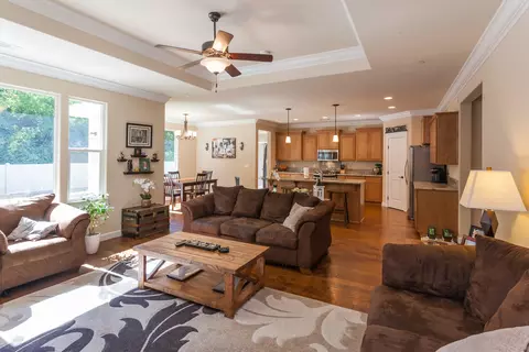 5544 Lexi Ln, Redding, CA 96001 photo 7