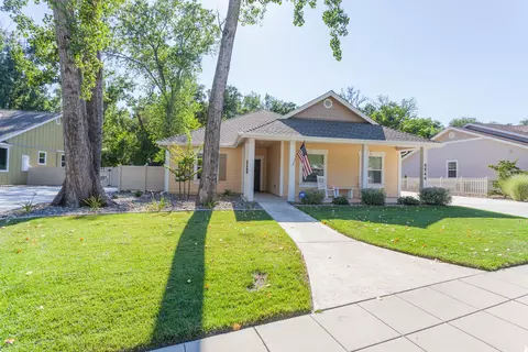 5544 Lexi Ln, Redding, CA 96001 photo 3