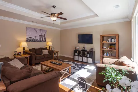 5544 Lexi Ln, Redding, CA 96001 photo 9