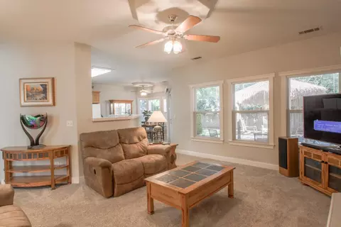 1580 Spanish Bay Dr, Redding, CA 96003 photo 2