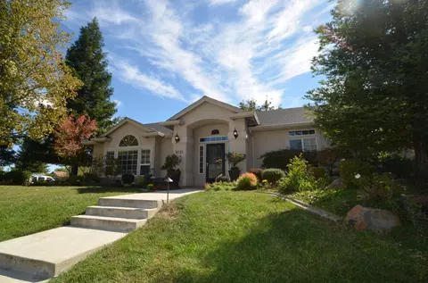 2131 Dartmouth Dr, Redding, CA 96001 photo 3