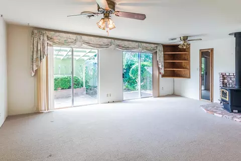 668 Delta St, Redding, CA 96003 photo 6