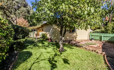 668 Delta St, Redding, CA 96003 photo 18