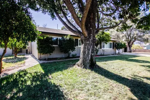 11278 Quartz Hill Rd, Redding, CA 96003 photo 3
