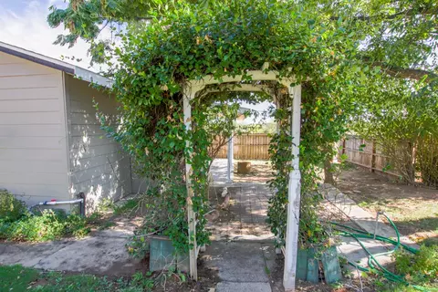 11278 Quartz Hill Rd, Redding, CA 96003 photo 28