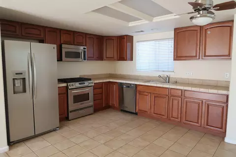 1069 Monterra Ln, Redding, CA 96002 photo 5