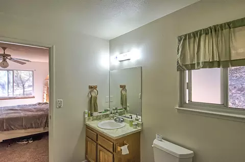 9668 Swasey Dr, Redding, CA 96001 photo 17