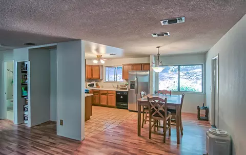 9668 Swasey Dr, Redding, CA 96001 photo 10