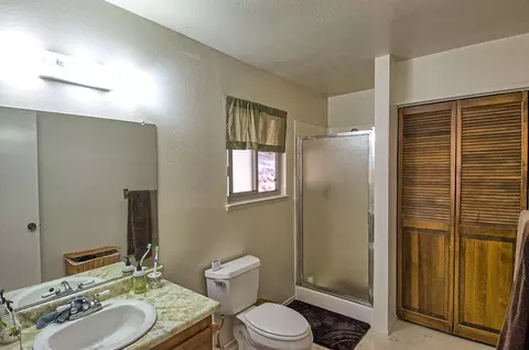 9668 Swasey Dr, Redding, CA 96001 photo 16