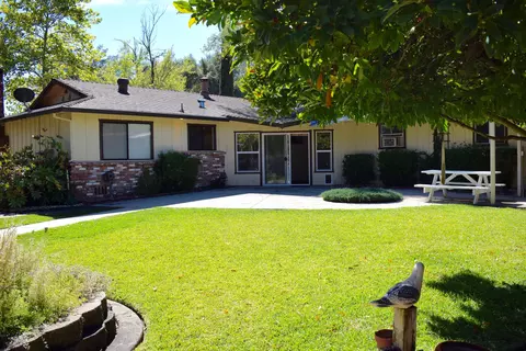 8585 Redbank Rd, Redding, CA 96001 photo 23