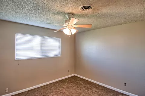 6463 El Camino Dr, Redding, CA 96001 photo 9