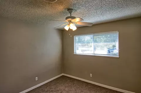 6463 El Camino Dr, Redding, CA 96001 photo 10