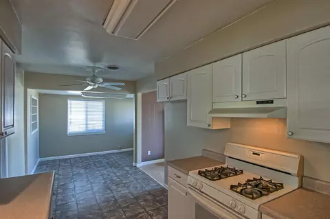 6463 El Camino Dr, Redding, CA 96001 photo 4