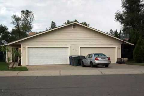 3490 Magnums Way, Redding, CA 96003 photo 2