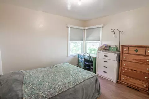 1617 Benton Dr, Redding, CA 96003 photo 4