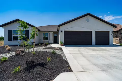 4026 Thomason Trl, Redding, CA 96002 photo 1