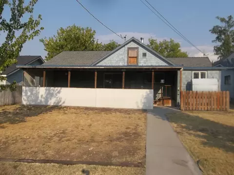 374 Main, Weed, CA 96094 photo 13
