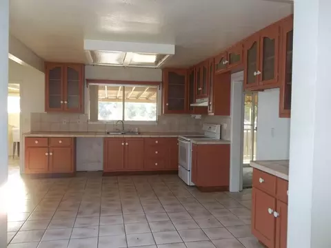 374 Main, Weed, CA 96094 photo 4