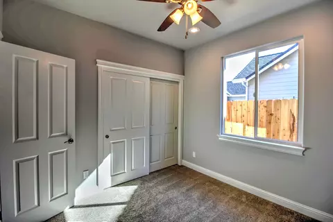 1342 Bonhurst, Redding, CA 96003 photo 19