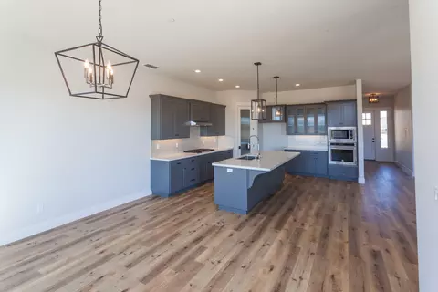 3764 Thomason Trl, Redding, CA 96002 photo 6