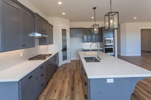 3764 Thomason Trl, Redding, CA 96002 photo 7