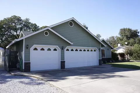 6796 Tucker Ln, Redding, CA 96002 photo 4