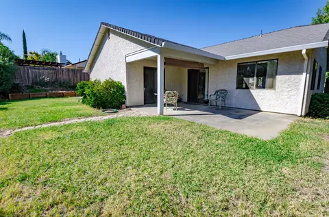 2715 Howard Dr, Redding, CA 96001 photo 22
