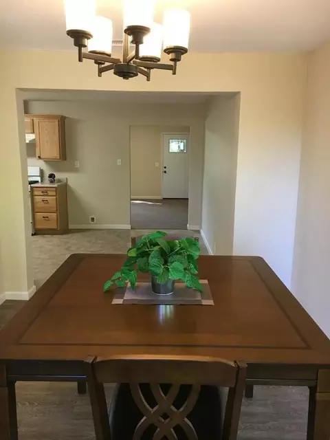 7725 Thistle Ln, Redding, CA 96002 photo 7