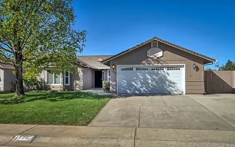 1520 Lacey Ln, Redding, CA 96003 photo 1