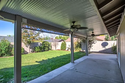 1520 Lacey Ln, Redding, CA 96003 photo 32