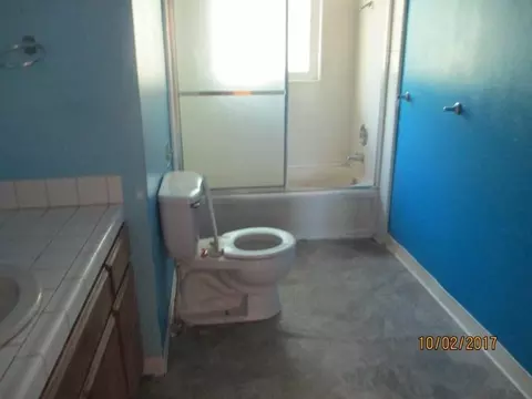 3240 Winding Way, Redding, CA 96003 photo 4