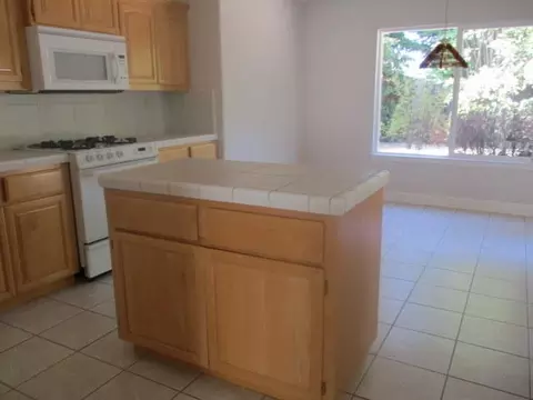 3046 Henrys Fork Dr, Redding, CA 96002 photo 6