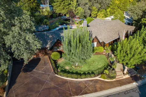 1125 Redbud Dr, Redding, CA 96001 photo 17