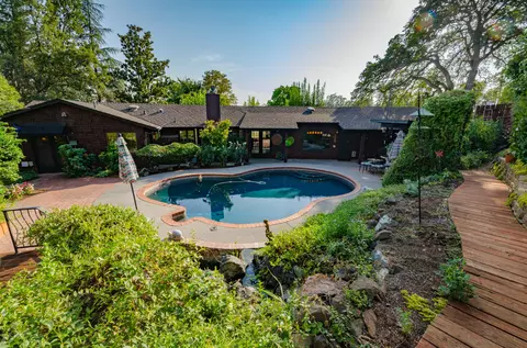 1125 Redbud Dr, Redding, CA 96001 photo 45
